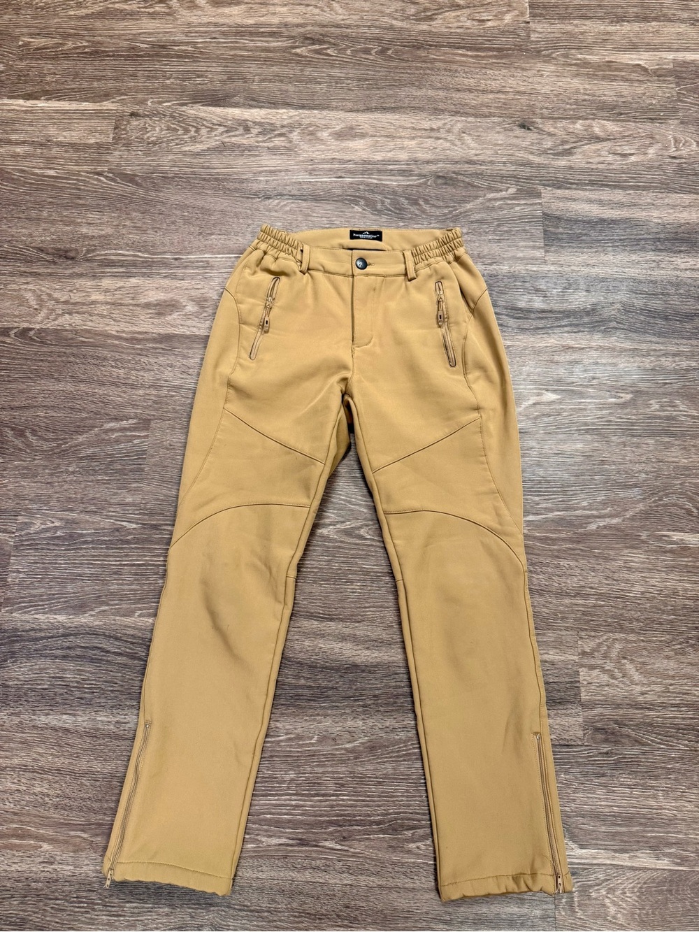NorthboundGear Fleece Lined Softshell Hiking Pants Tan Women's 4 Short